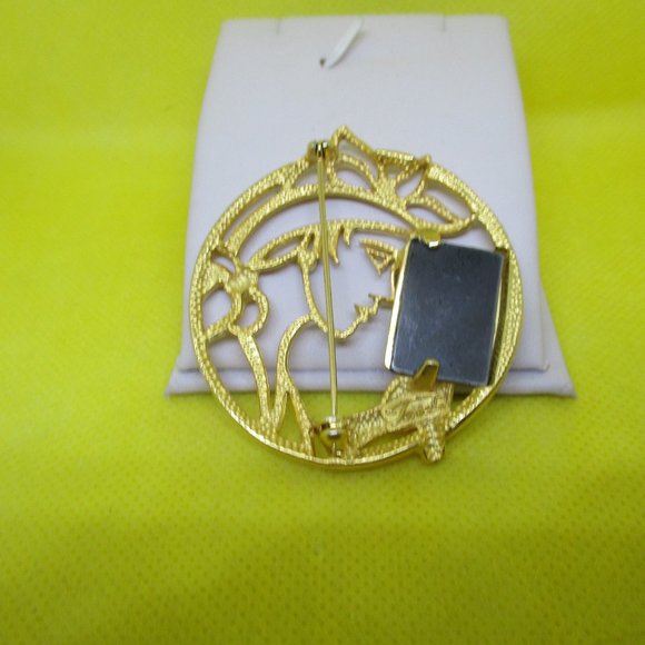 Large TONA Brooch 2 3/16 Inches Tona Womans Face Real Mirror Pearl Earrings Hat - Picture 9 of 10